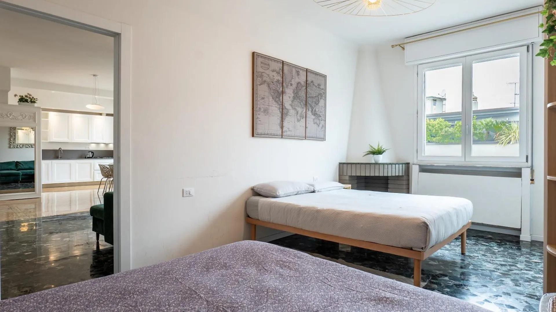 Daire Amazing Top Floor Milano İtalya